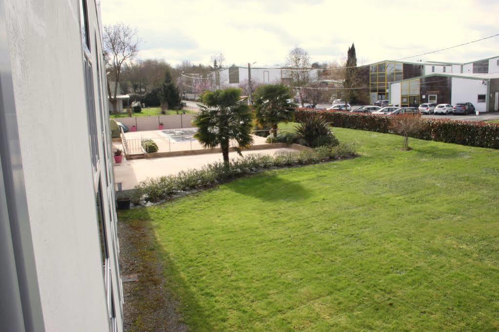 Agape Hotel Bessines Buitenkant foto